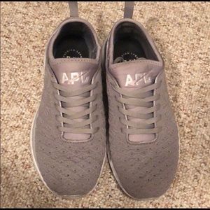 APL Women’s TechLoom